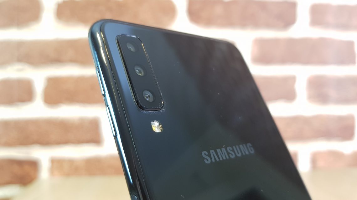 Samsung Galaxy A7 2018 – potrójny aparat, świetny design, dobra bateria (recenzja)